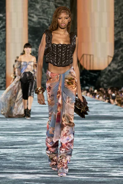 Look 73